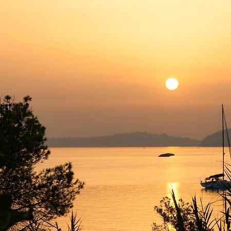 Nelinda Waterfront Accommodation Casamicciola Terme Екстер'єр фото