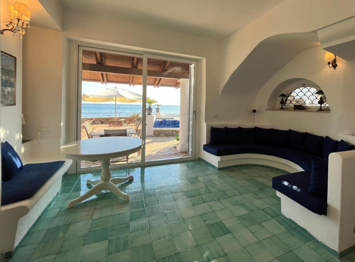 Nelinda Waterfront Accommodation Casamicciola Terme Екстер'єр фото