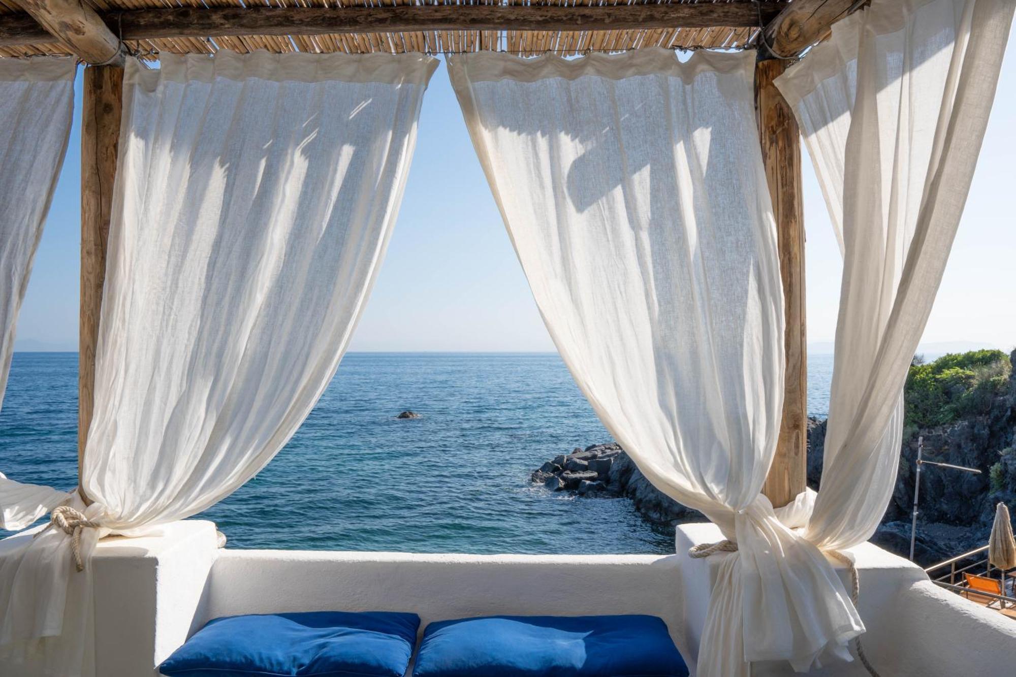 Nelinda Waterfront Accommodation Casamicciola Terme Екстер'єр фото