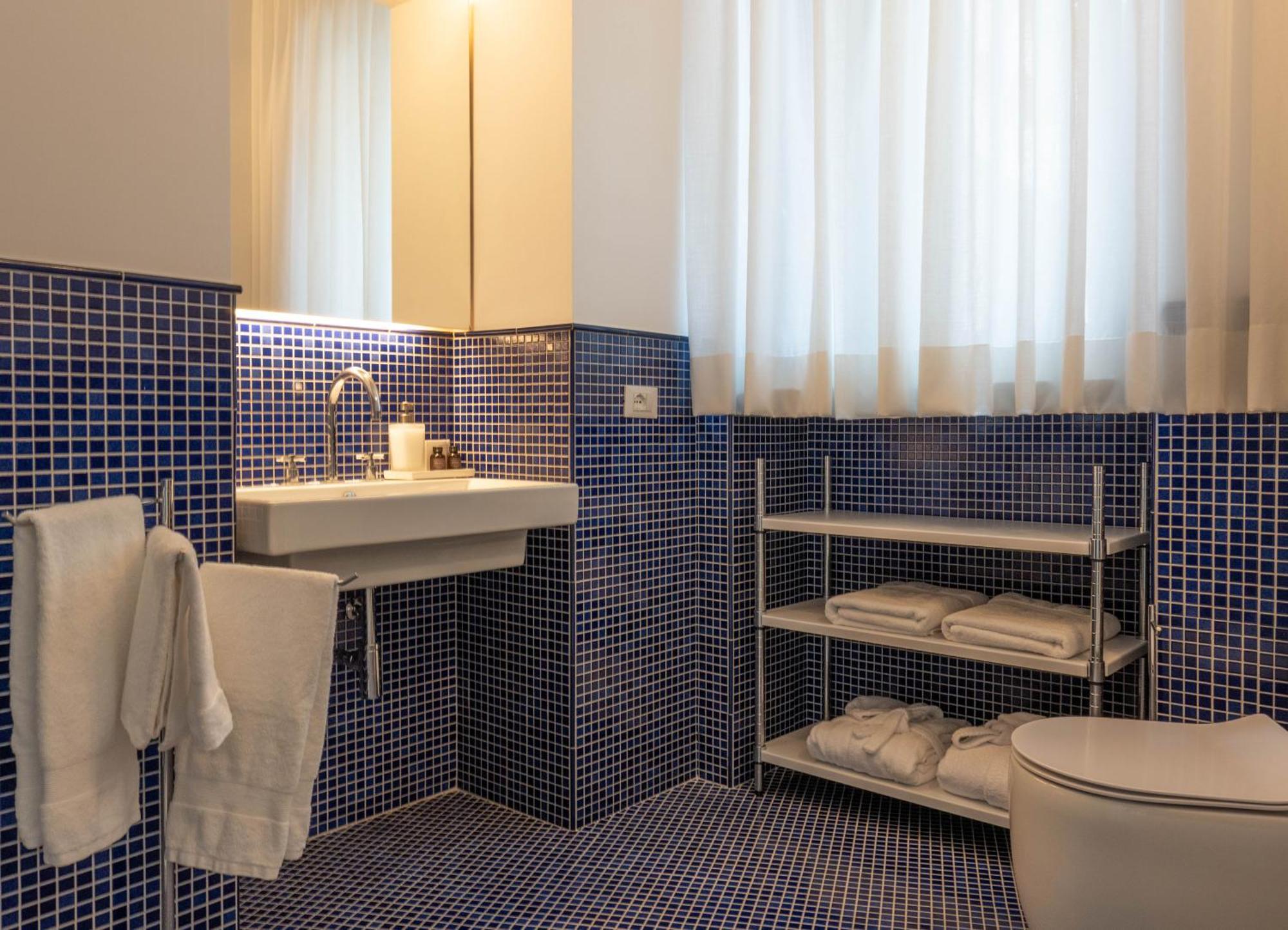 Nelinda Waterfront Accommodation Casamicciola Terme Екстер'єр фото